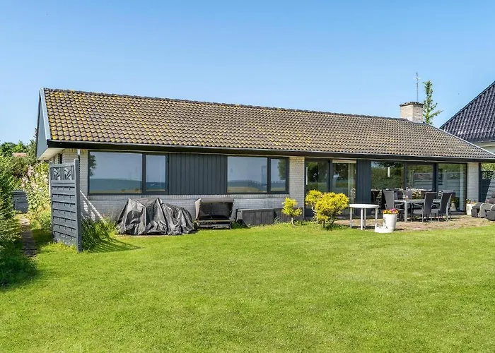 Feriehus 3 Bedroom Cozy In Frorup